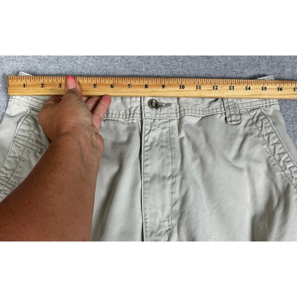 VTG Y2K Levis Wide Leg Loose Cargo Pants 32x33 Tan Distressed Khaki Twill